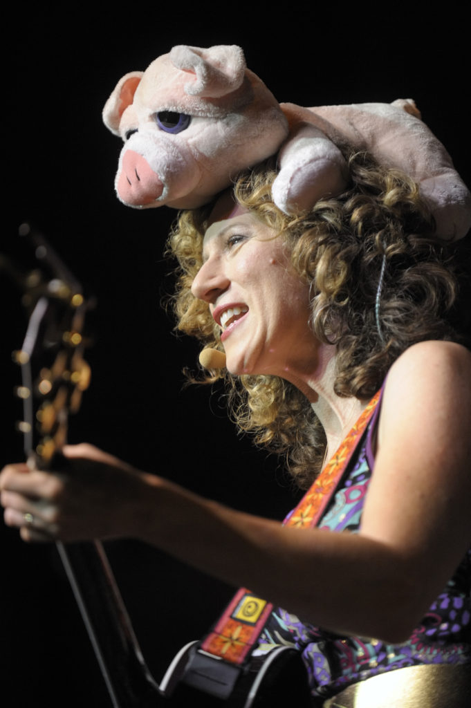 Laurie Berkner singing