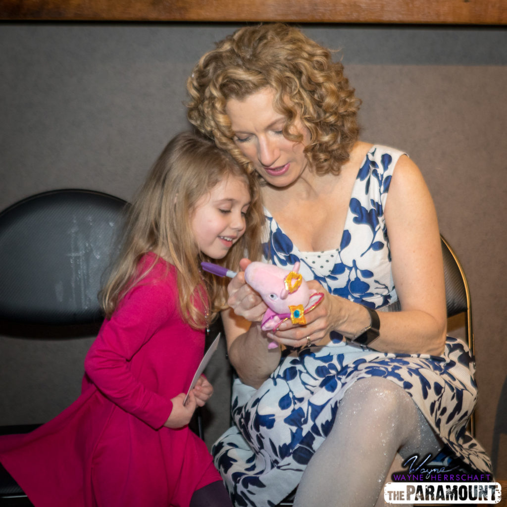 Laurie Berkner talking to a young girl